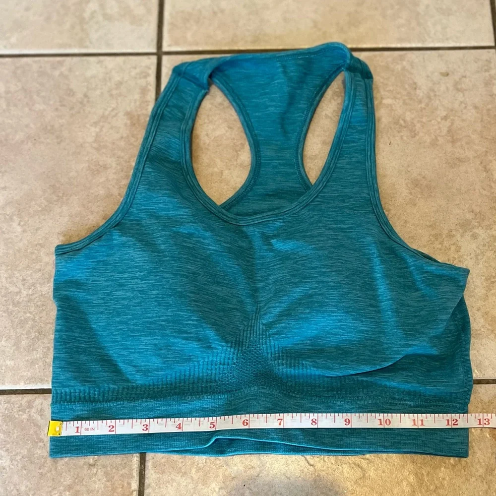 Alphalete Aero bra - Picture 3 of 5